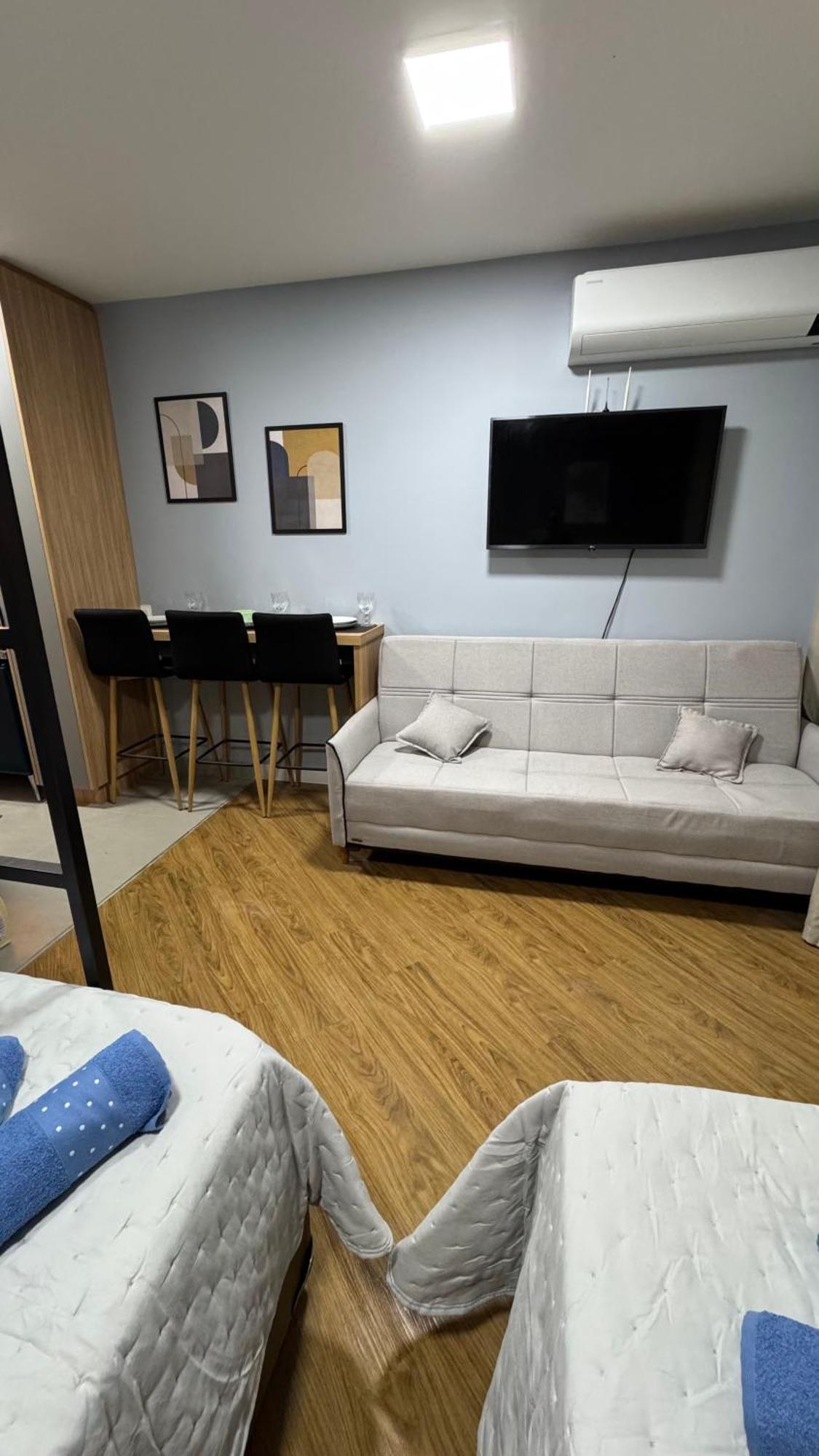 Apartamento Exclusivo Na Mariana, Poucos Metros Do Metro Mariana !