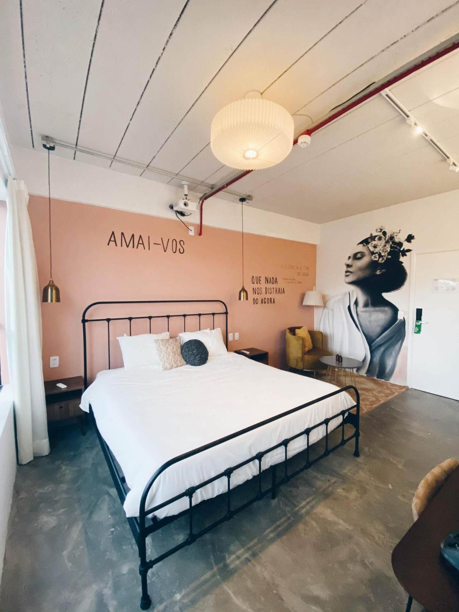 Own Madalena Hotel