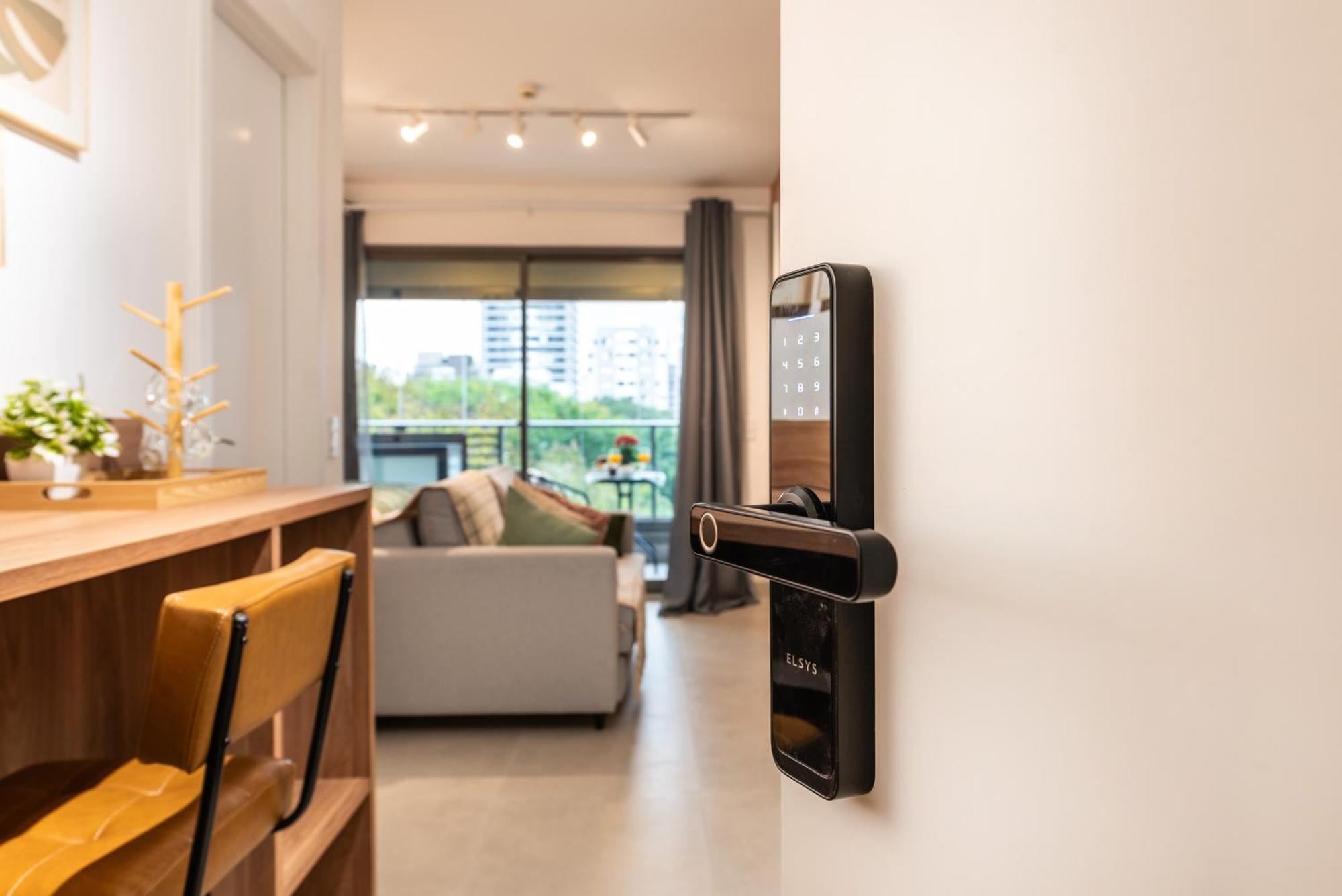 At1 | Novo Bhaus Allianz Park | Pompeia Apartment Sao Paulo