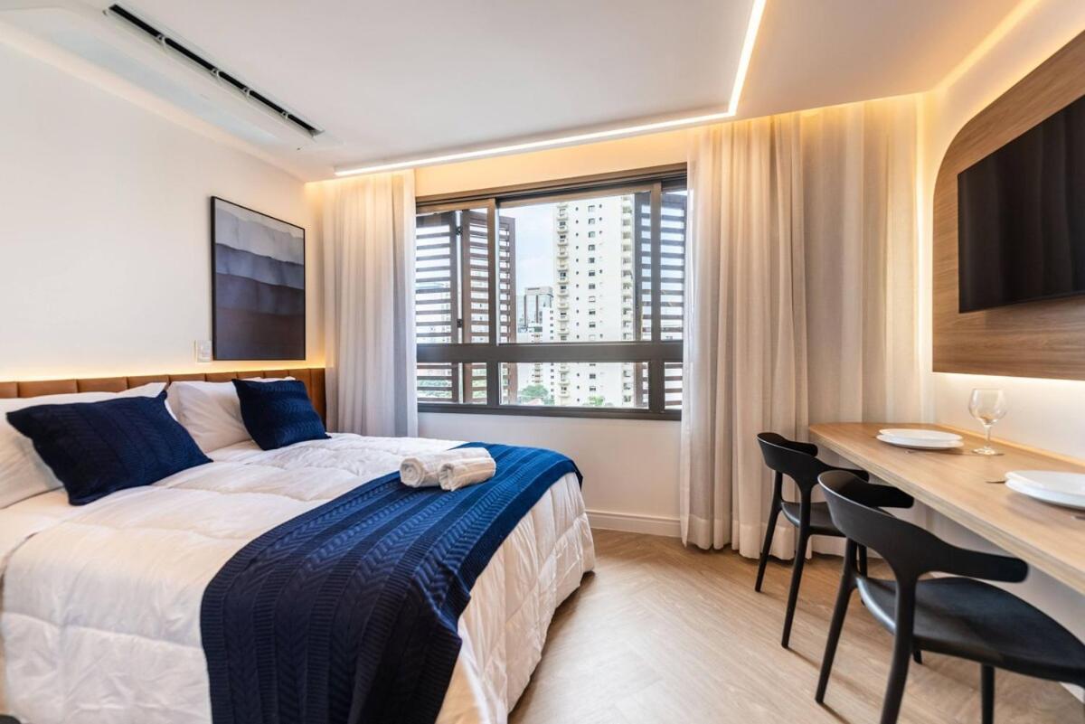 100m Oscar Freire Com Wifi E Ar Condicionado Apartment