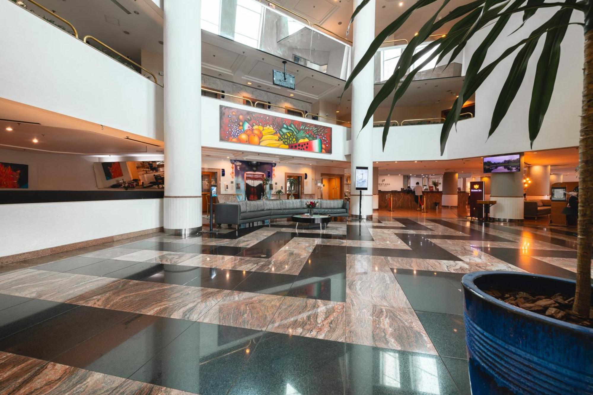 Pestana Hotel 4*