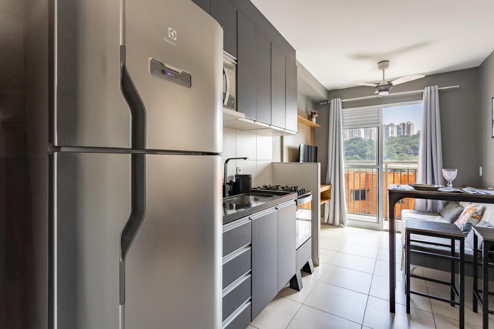 Apartamento Ape 707 B Com Varanda *
