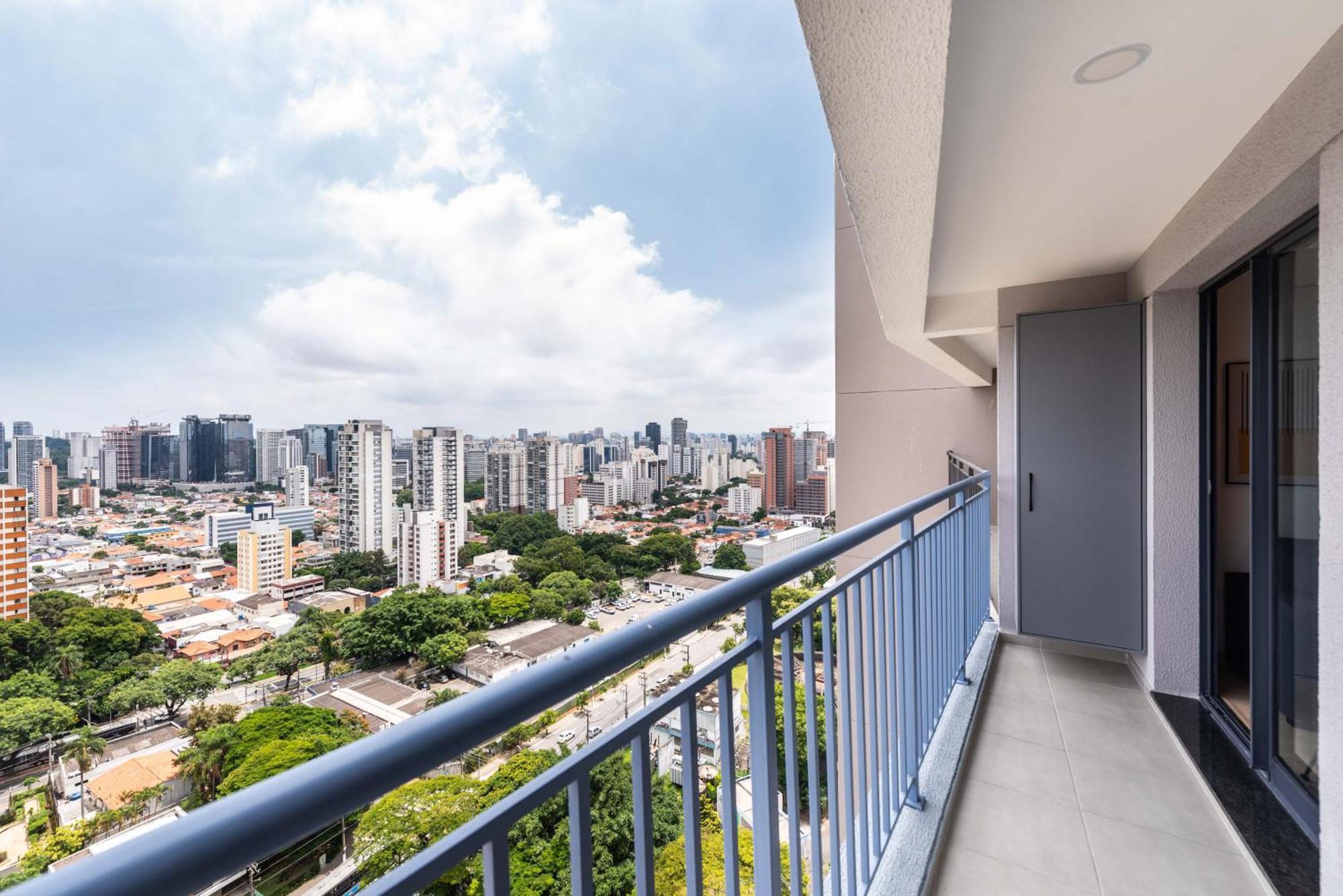 Alto Da Boa Vista, 700mb Wifi, Metro, 18th Floor Apartment Sao Paulo