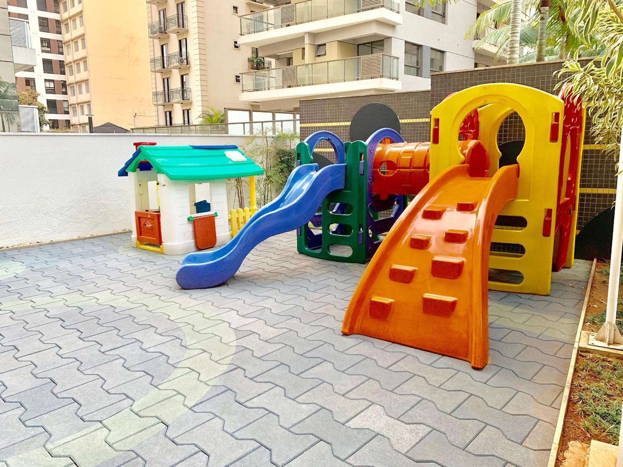 Apartment Bc75 | Novo Bhaus Bela Cintra | Shopping Mall