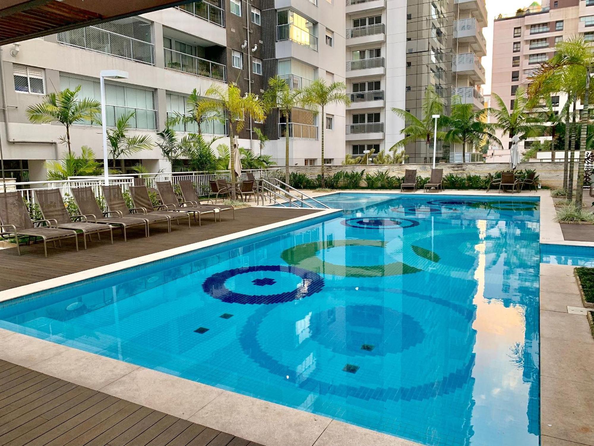 Bc75 | Novo Bhaus Bela Cintra | Shopping Mall Apartment *