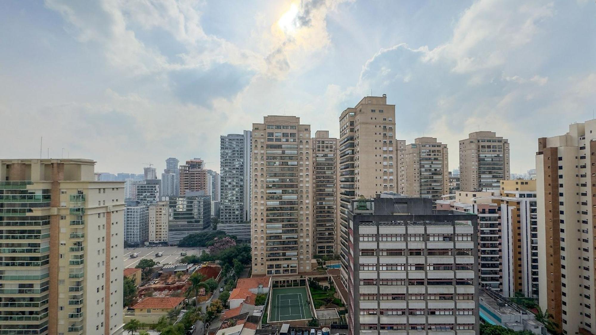 Apartamento Lindo Proximo Metro E Shopping Ibirapuera São Paulo