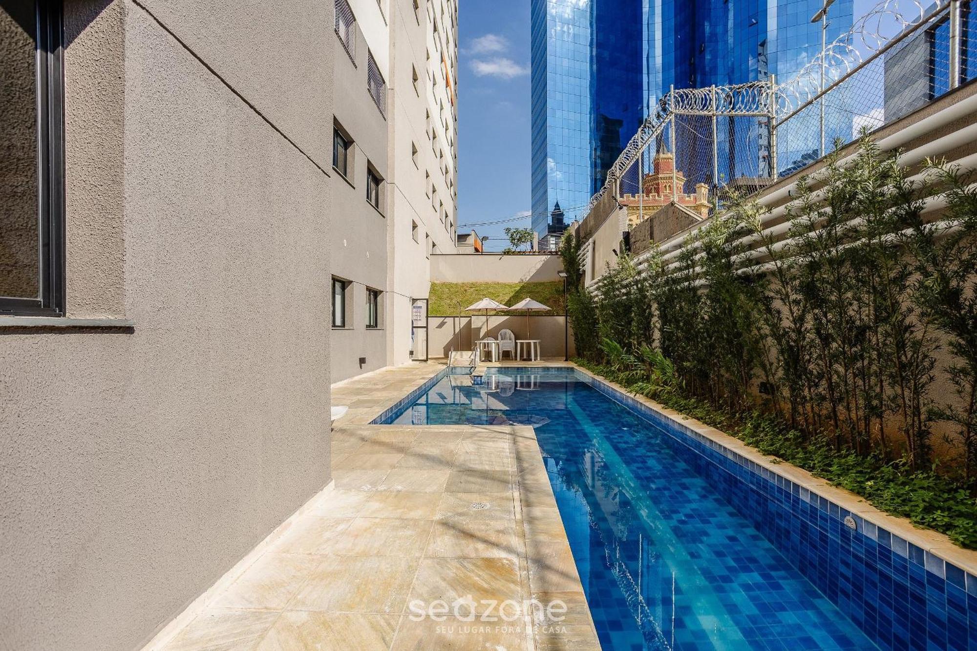 Completa Com Piscina, Proximo Ao Metro E A Praca Da Se - Aps * Sao Paulo