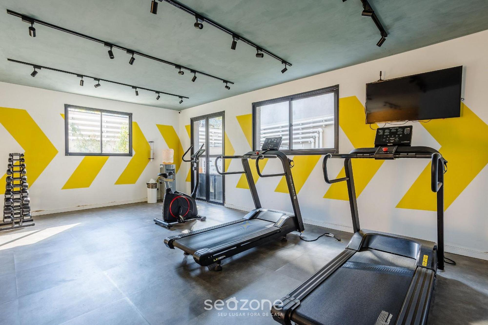 Completa Com Piscina, Proximo Ao Metro E A Praca Da Se - Aps