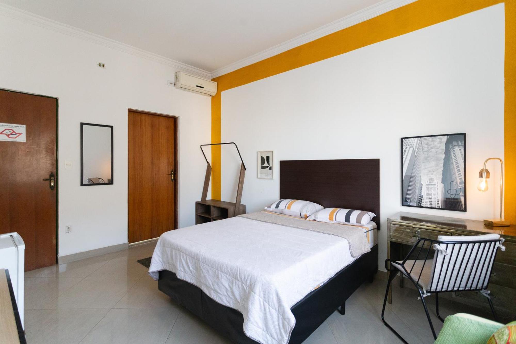 Coliving Sao Joao - Quartos Por Temporada Apartment