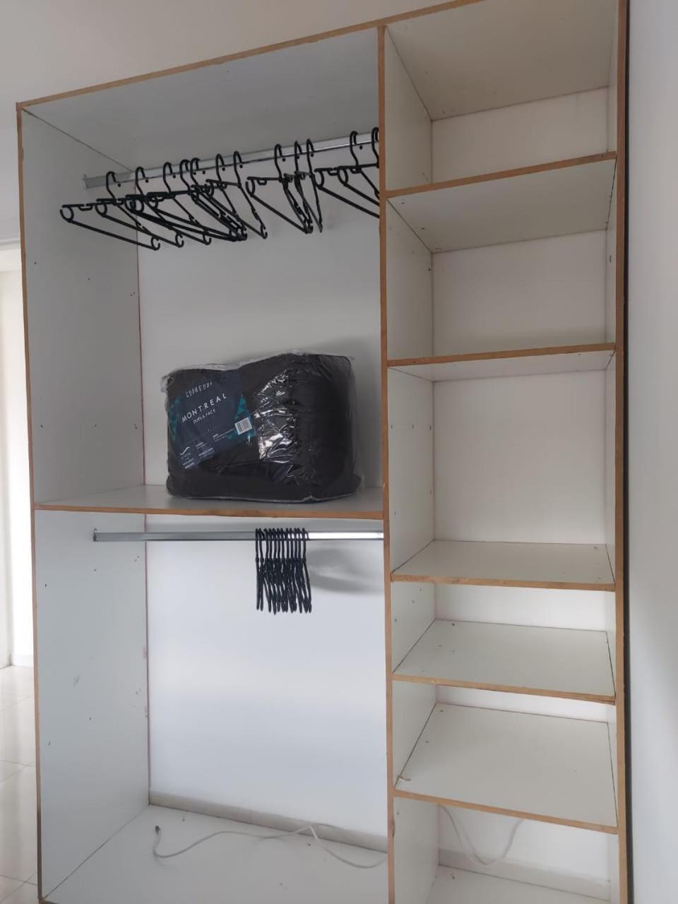 Apartamento Apto 2dormitorios Empresa Familia Centrobras São Paulo