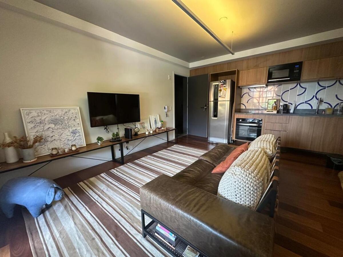 With 01 Bedroom And Air Conditioning!