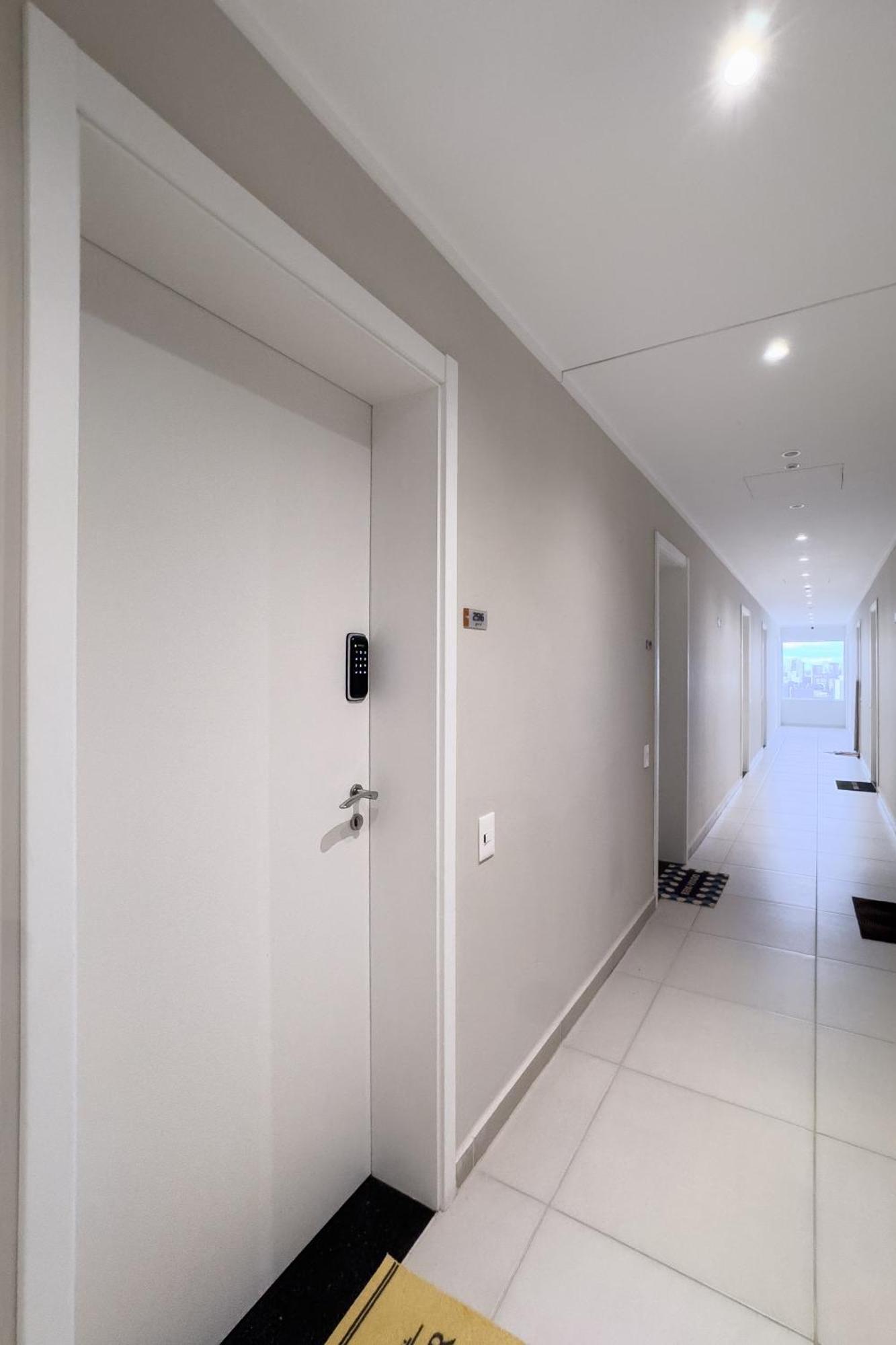 Airbrooklin Apto Estiloso Com Vaga Ao Lado Metro Apartamento