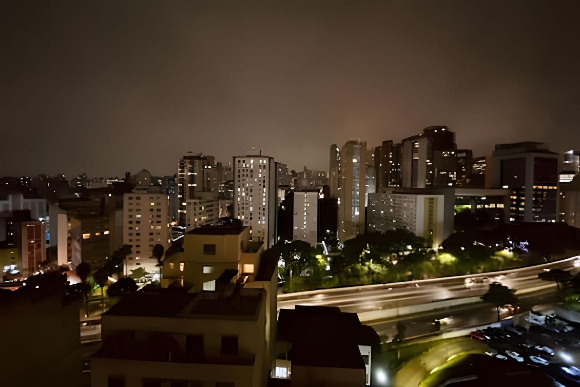Incrivel Ao Lado Do Hospital Sirio Libanes * São Paulo