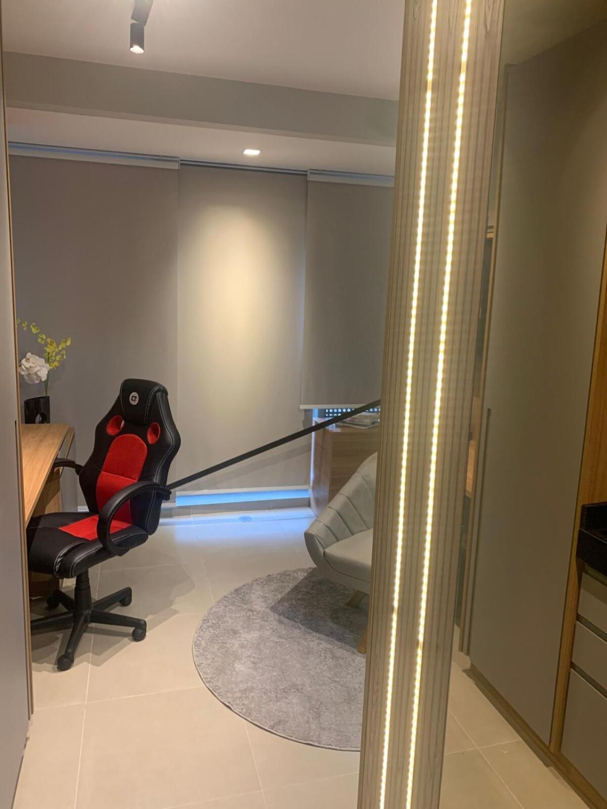 Apto Na Oscar Freire Prox Hc Fmusp Nubank, Metro Apartment