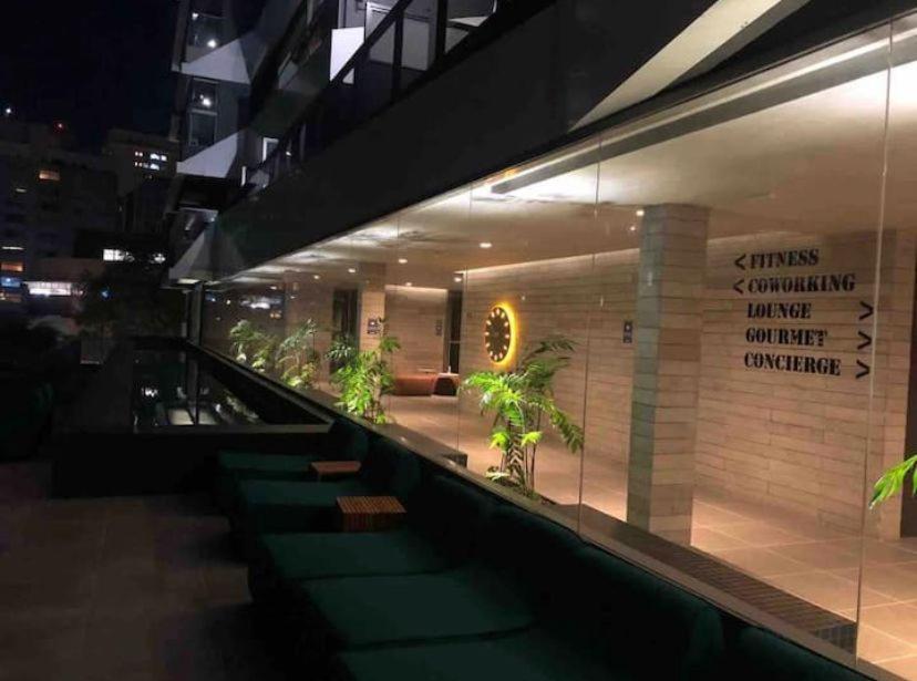 Apto Na Oscar Freire Prox Hc Fmusp Nubank, Metro Apartment *