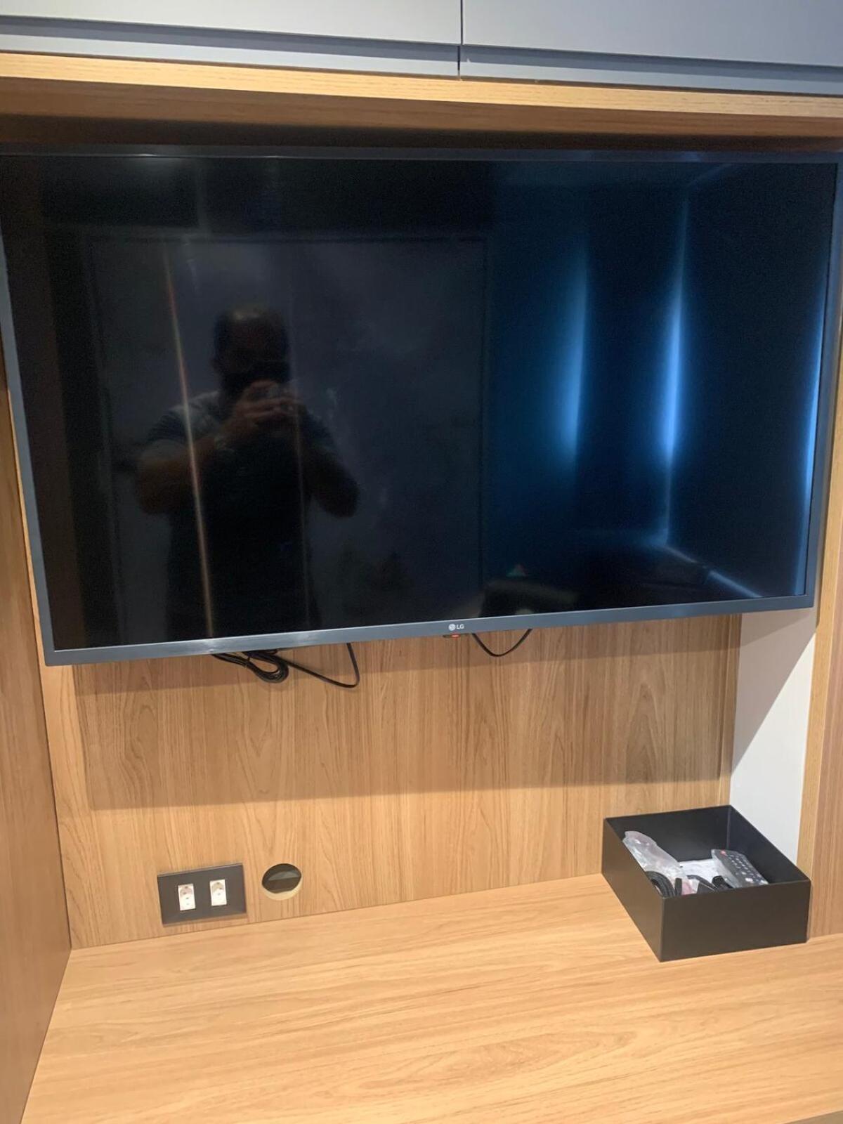 Apto Na Oscar Freire Prox Hc Fmusp Nubank, Metro Apartment Sao Paulo
