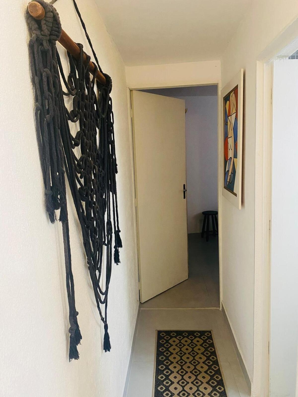 Casa 3 Fresca E Agradavel Em Otima Localizacao !!!