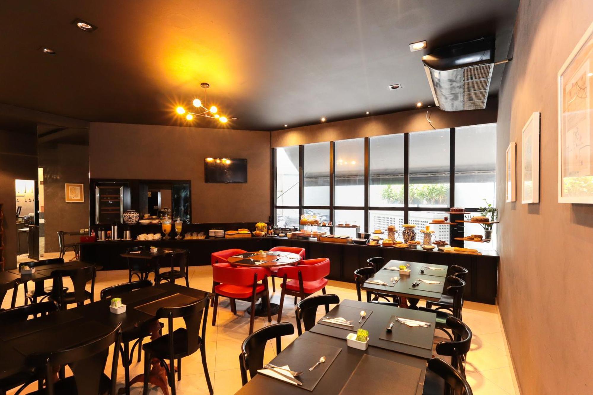 Hotel H4 Opera Jardins 4*
