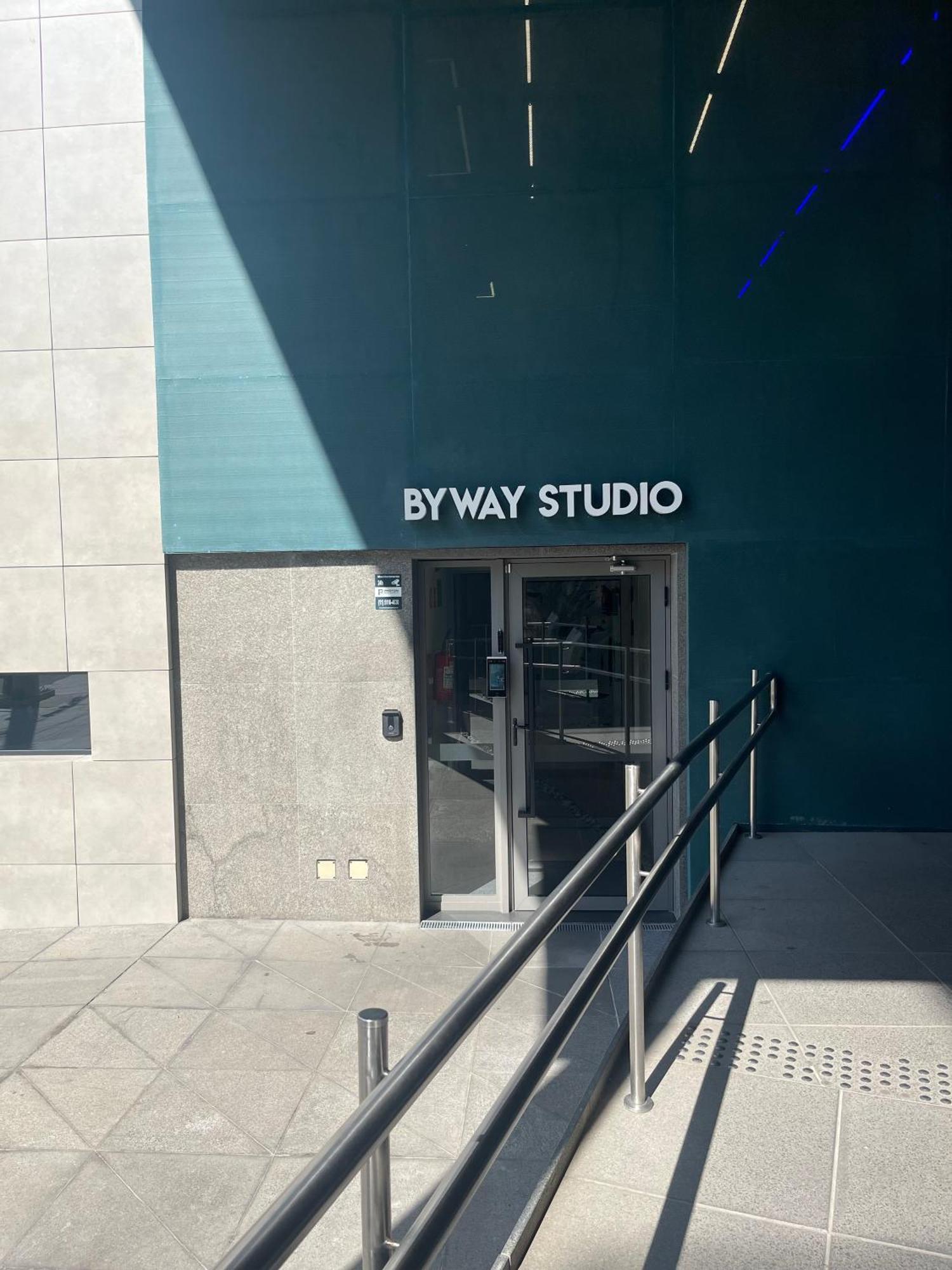 Boutique Byway - Madalena - Metro 30m Apartment *