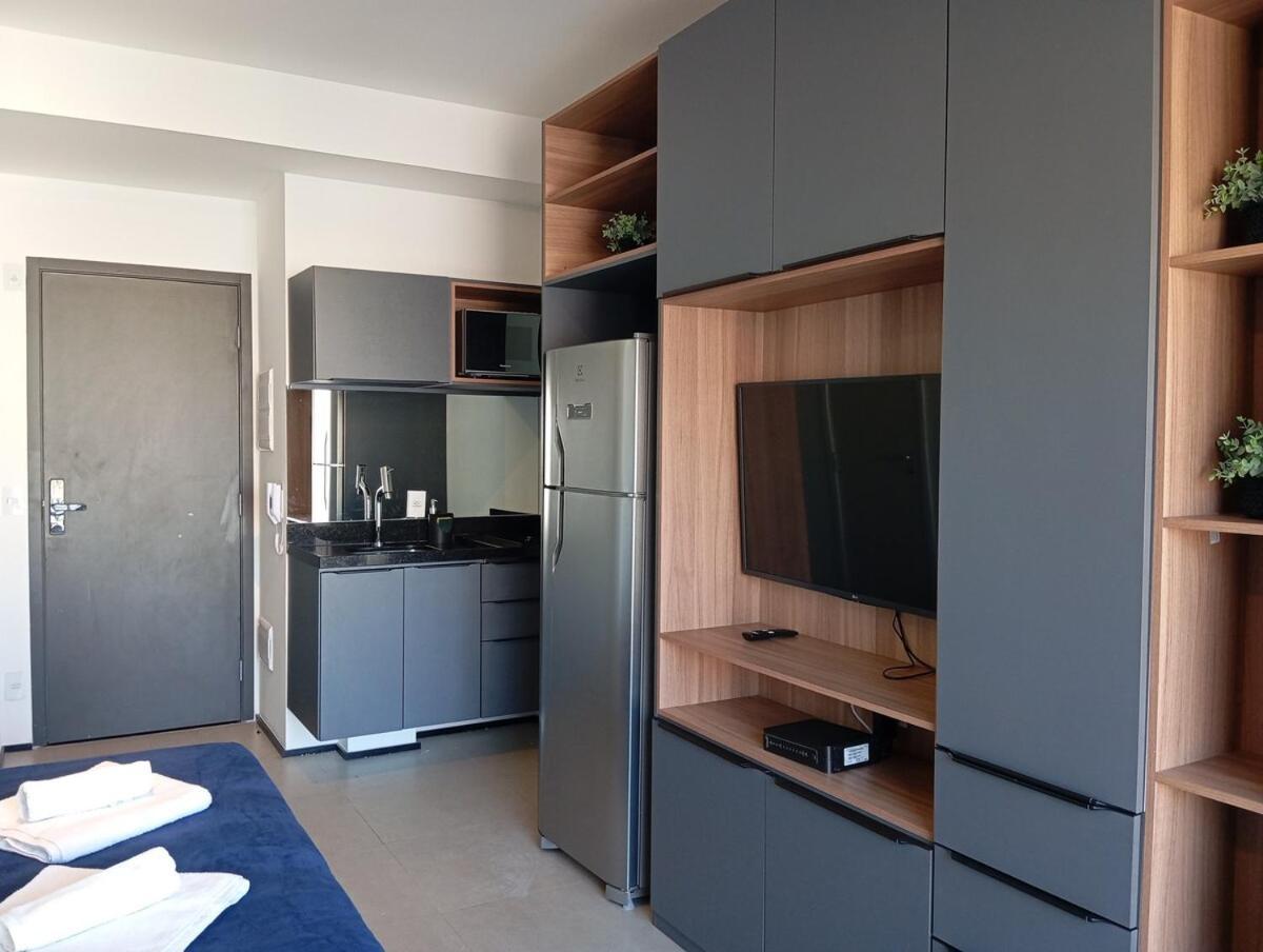 Apartamento Ao Lado Do Allianz Com Estacionamento São Paulo