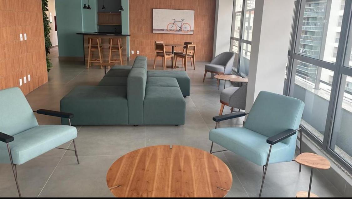 Moderno 50 M Metro Republica Apartment *