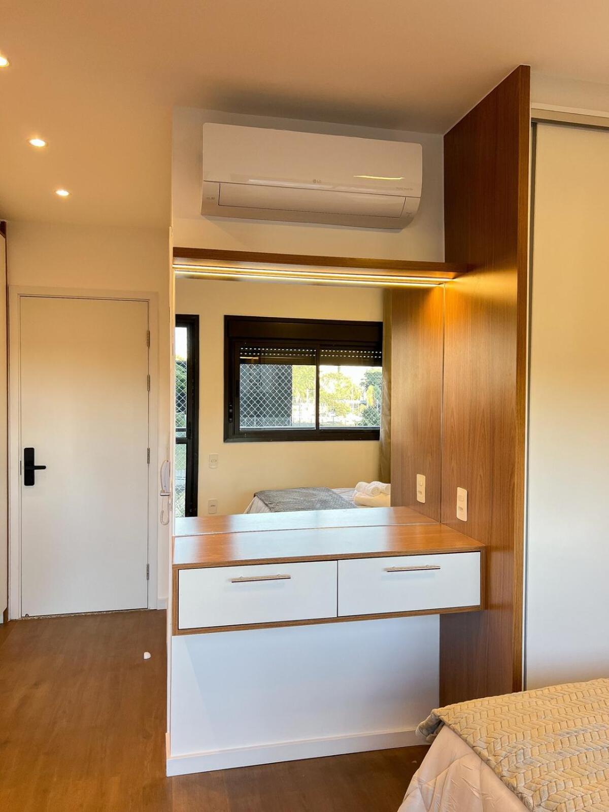 Apartamento Modern, Equipped Studio, 3 Minutes From The Subway *