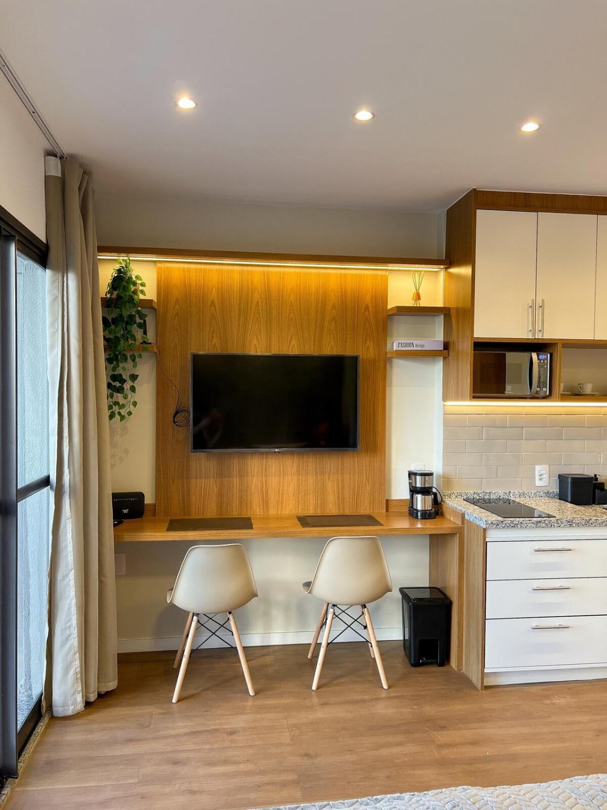 Modern, Equipped Studio, 3 Minutes From The Subway Apartamento