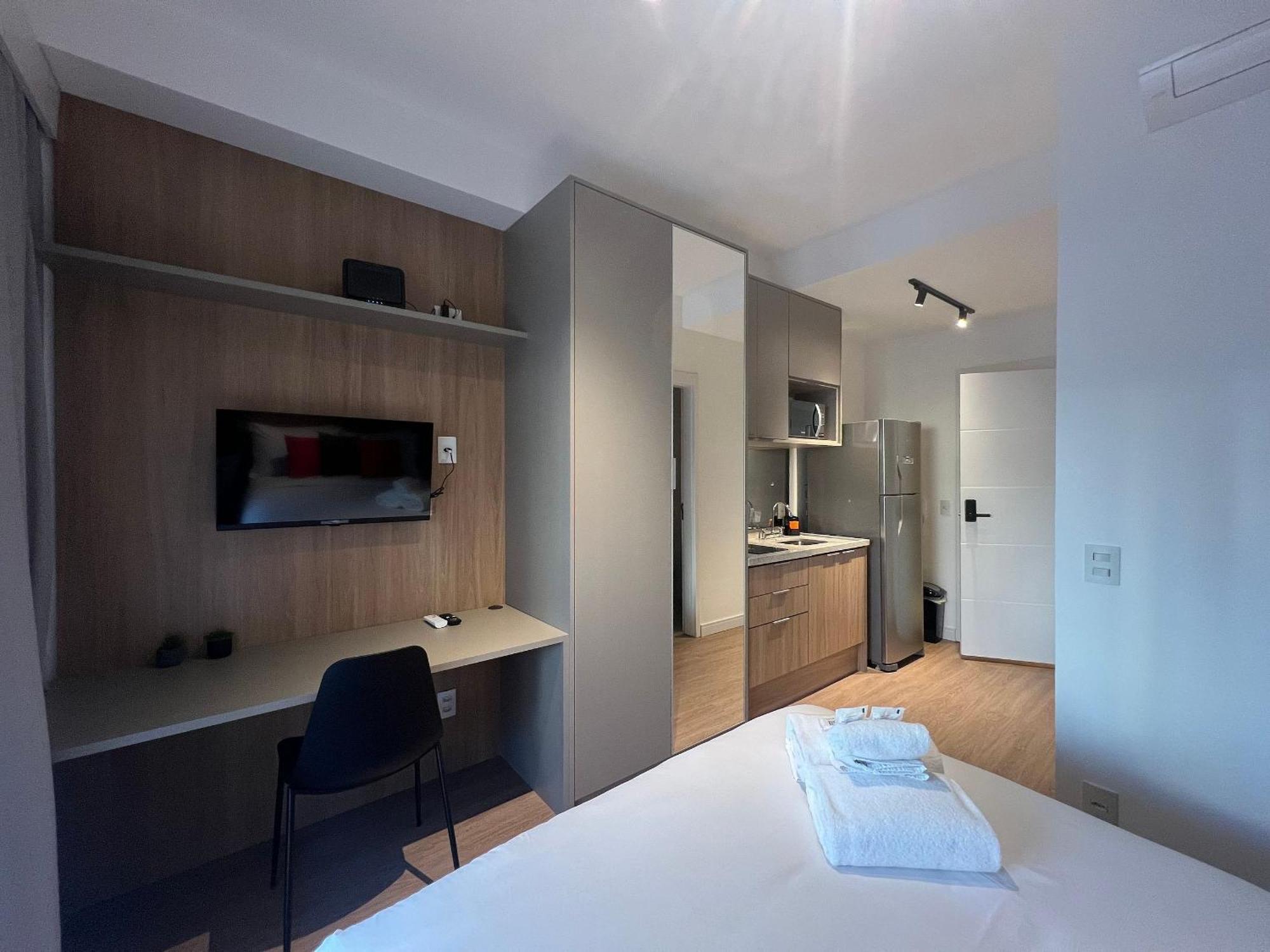 Maravilhoso Proximo Da Puc E Allianz Pq Com Ac/wf Apartment Sao Paulo