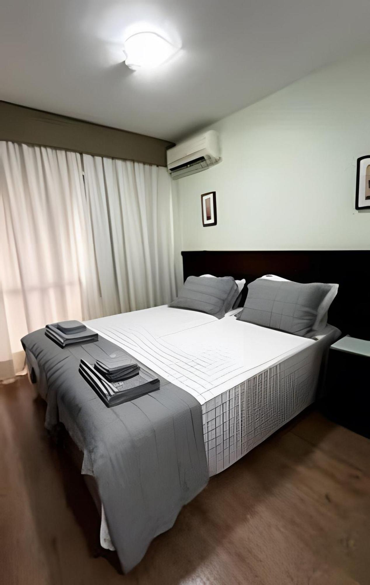 Flat Em De Luxo Com Limpeza Diaria - Gm511 *