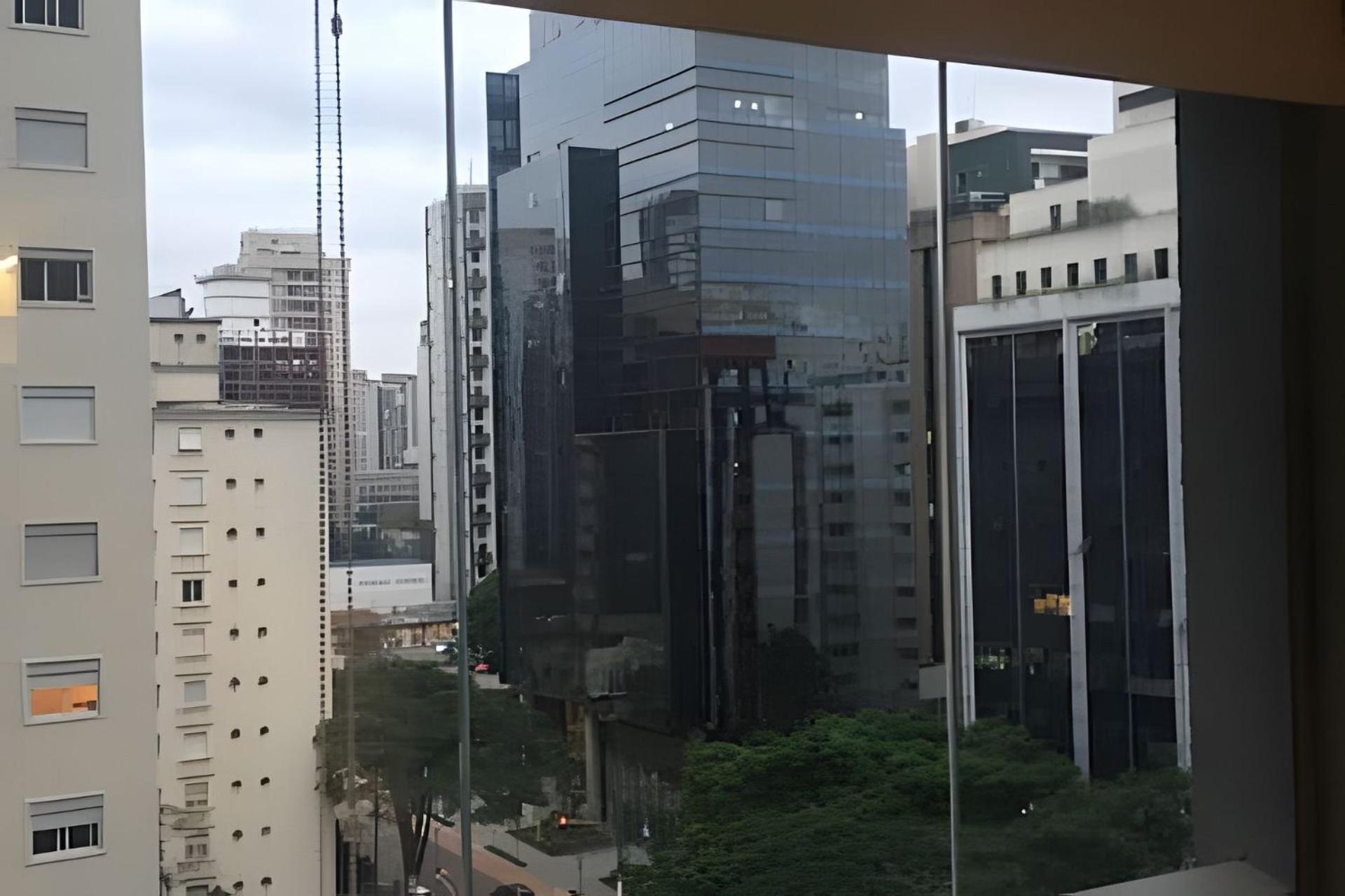 Em Predio Novo E Moderno - Moema * São Paulo