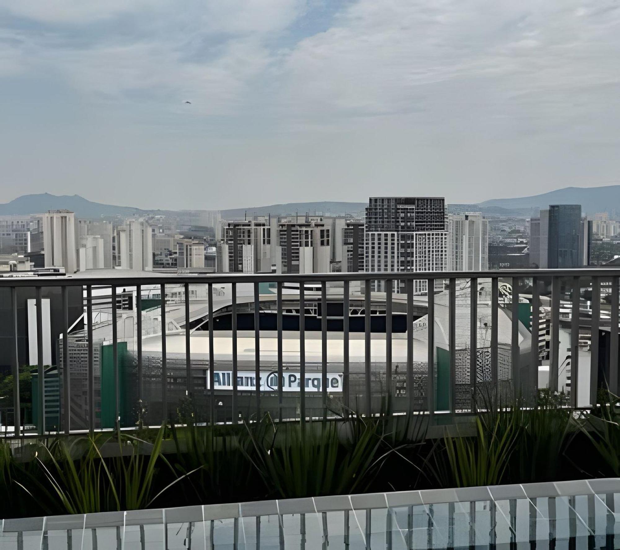 Prox. Allianz Parque C/ Garagem Compartilhada Apartment Sao Paulo