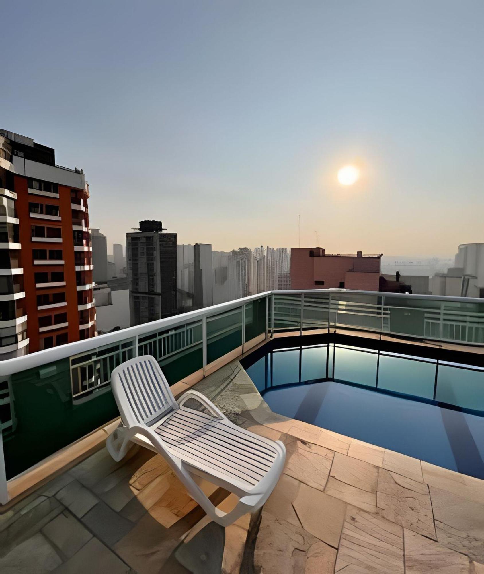 Unu Allianz Apartamento *