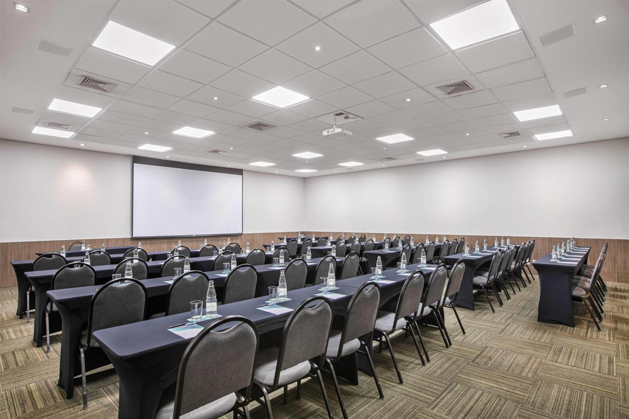 Melia Ibirapuera 4*