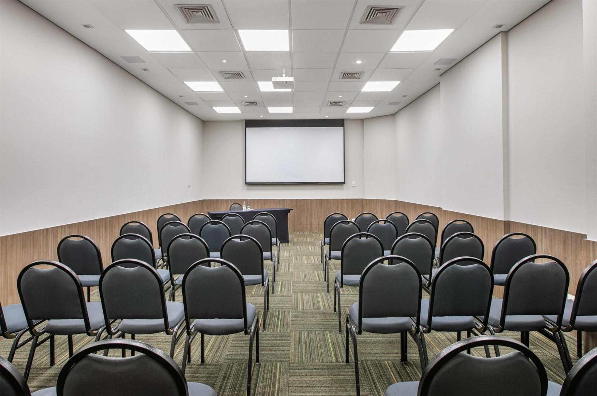 Melia Ibirapuera 4*