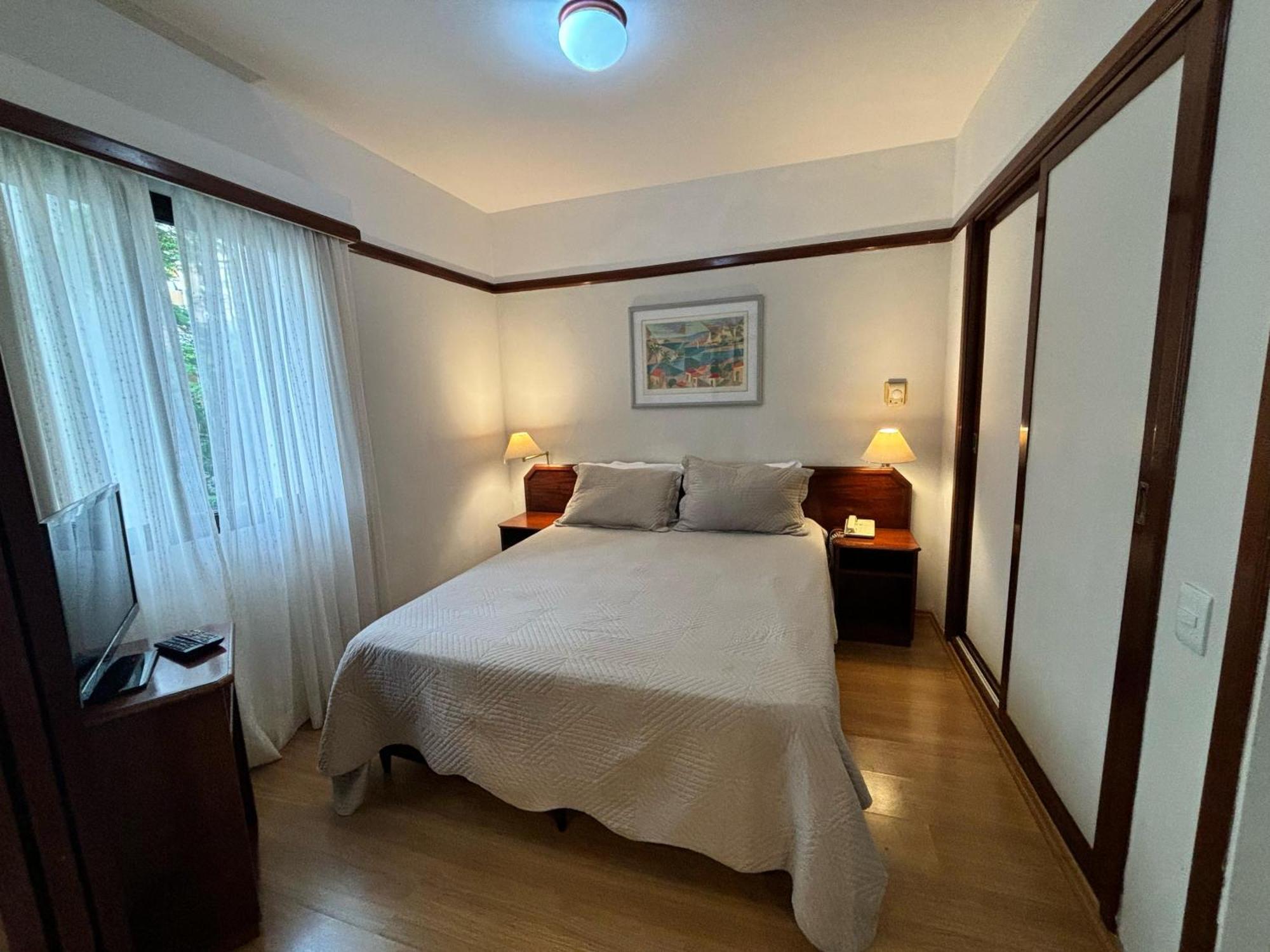 Flat Ninet Al Lorena Paulista Jardins Garagem 1203 Hotel