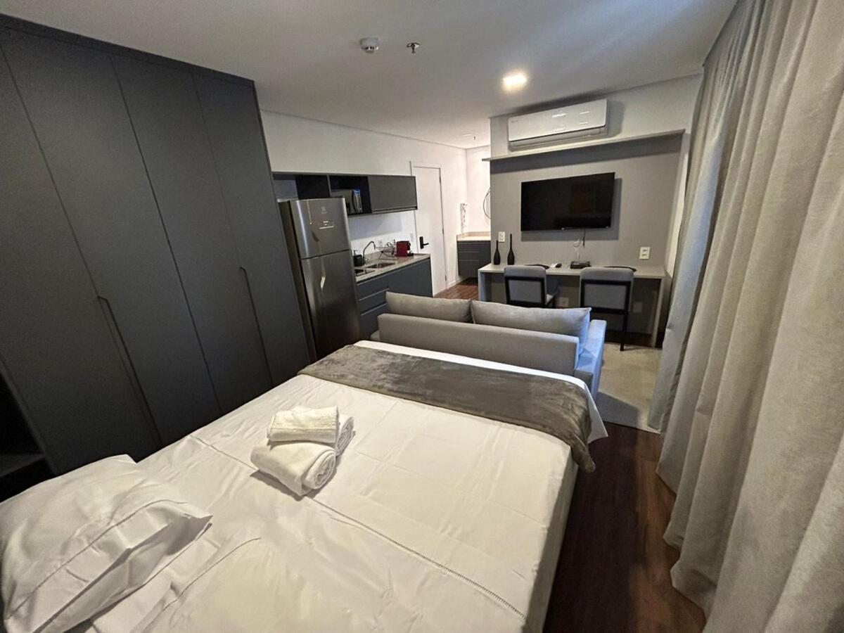 Estudio Novo, Proximo Ao Metro Santa Cruz Sao Paulo