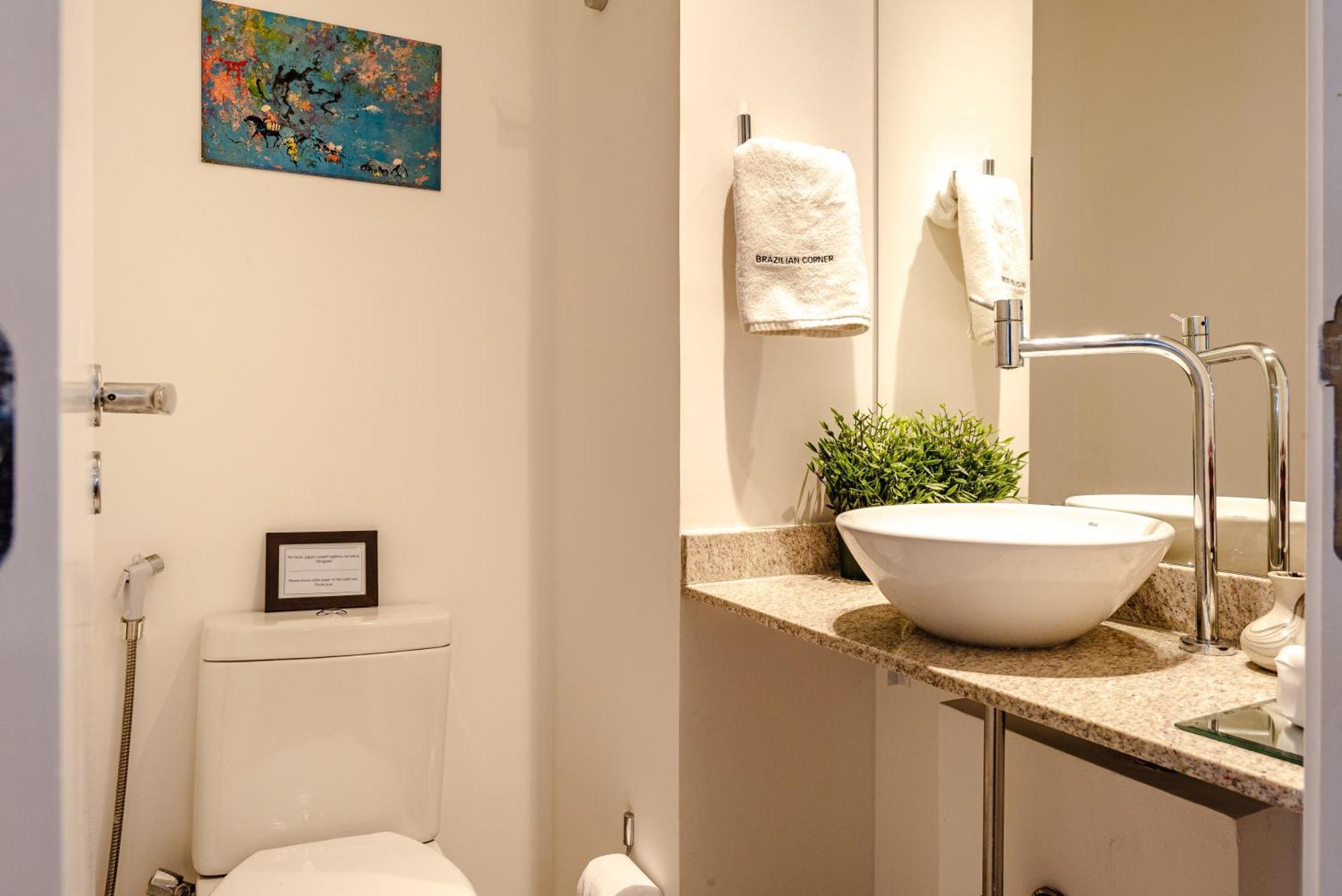 Pinheiros, Piscina, Ac, Vaga| Brazilian Corner Apartment