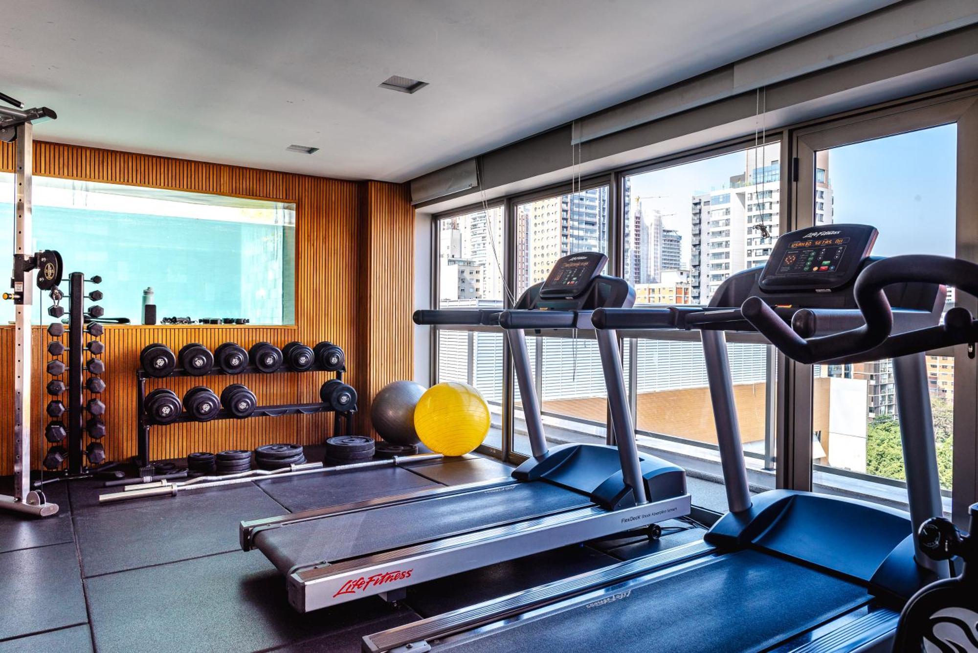 Pinheiros, Piscina, Ac, Vaga| Brazilian Corner Apartment Sao Paulo