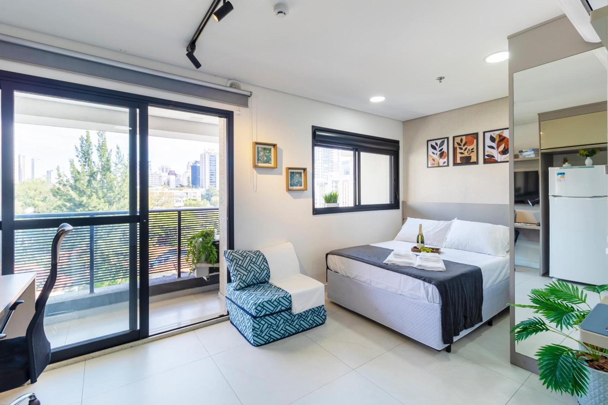 Apartamento Mariana,perto Do Metro C/ Ac|brazilian Corner *