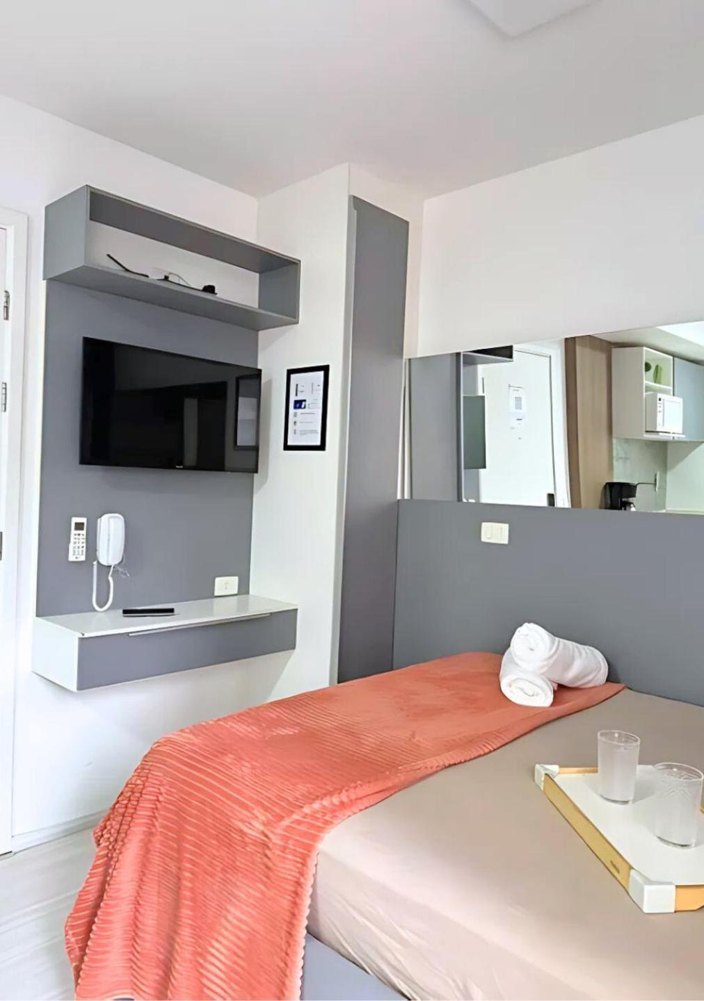Estudio Executivo Com Wi-fi Cozinha E Metro Centro Sp Apartment *
