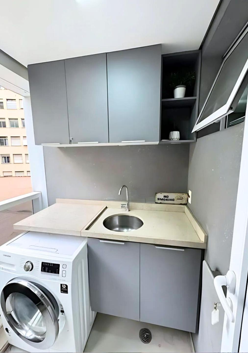 Apartment Estudio Executivo Com Wi-fi Cozinha E Metro Centro Sp *