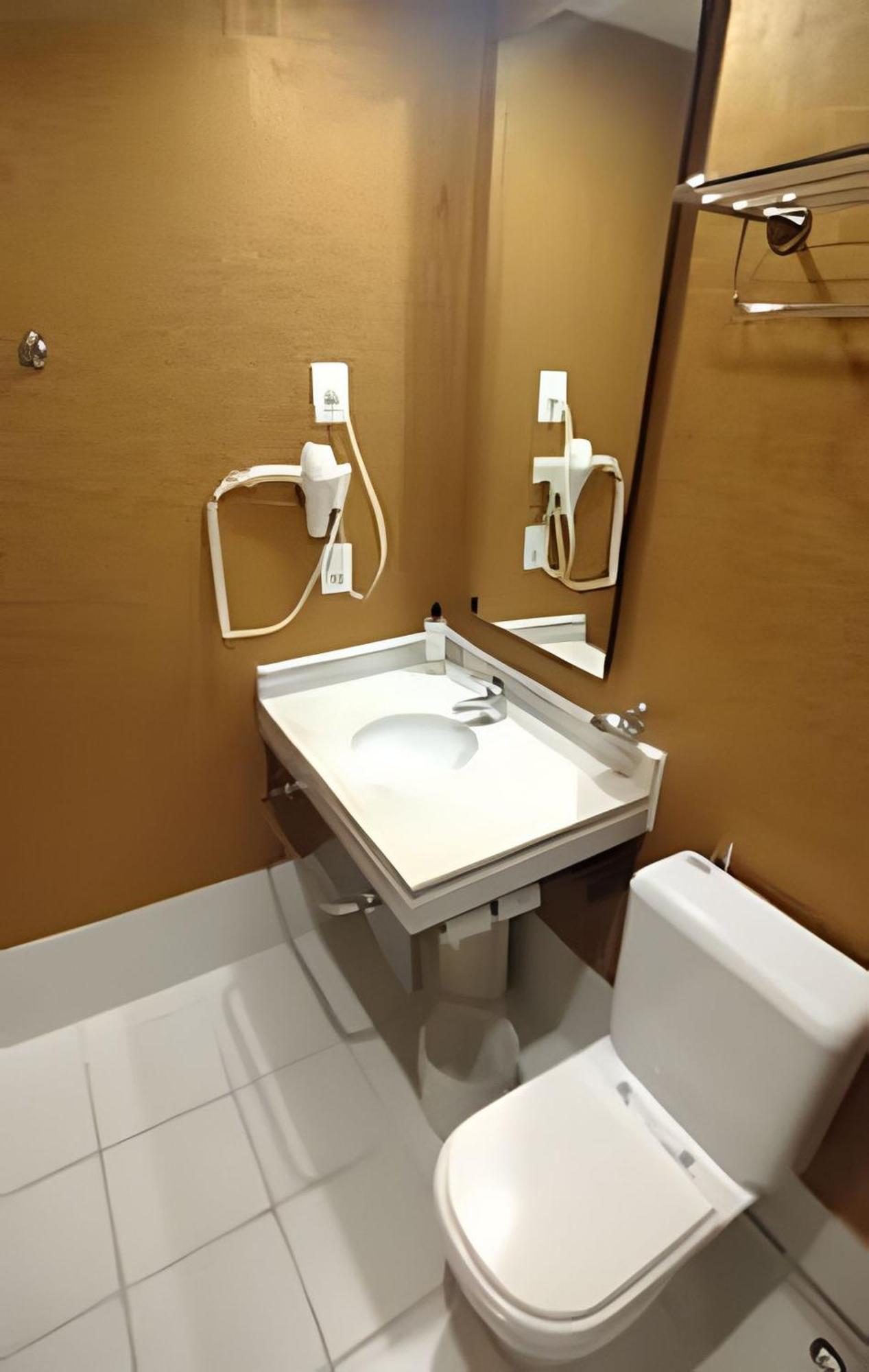 Flat Ibirapuera Moema Apto 127a 4*