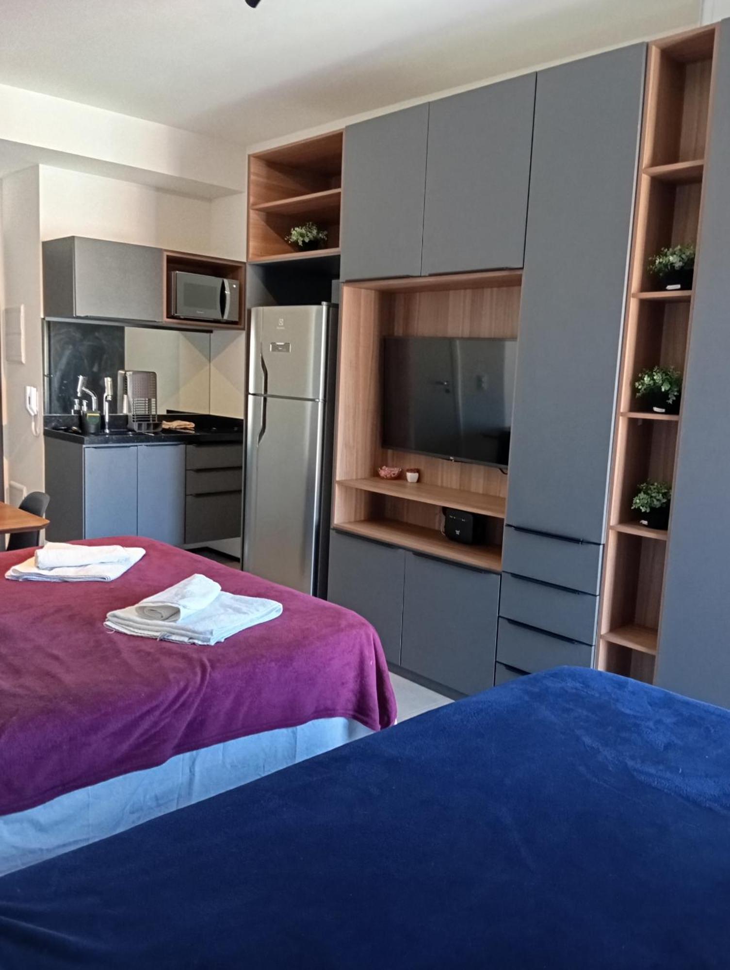 Apartamento Ao Lado Do Allianz Com Estacionamento São Paulo