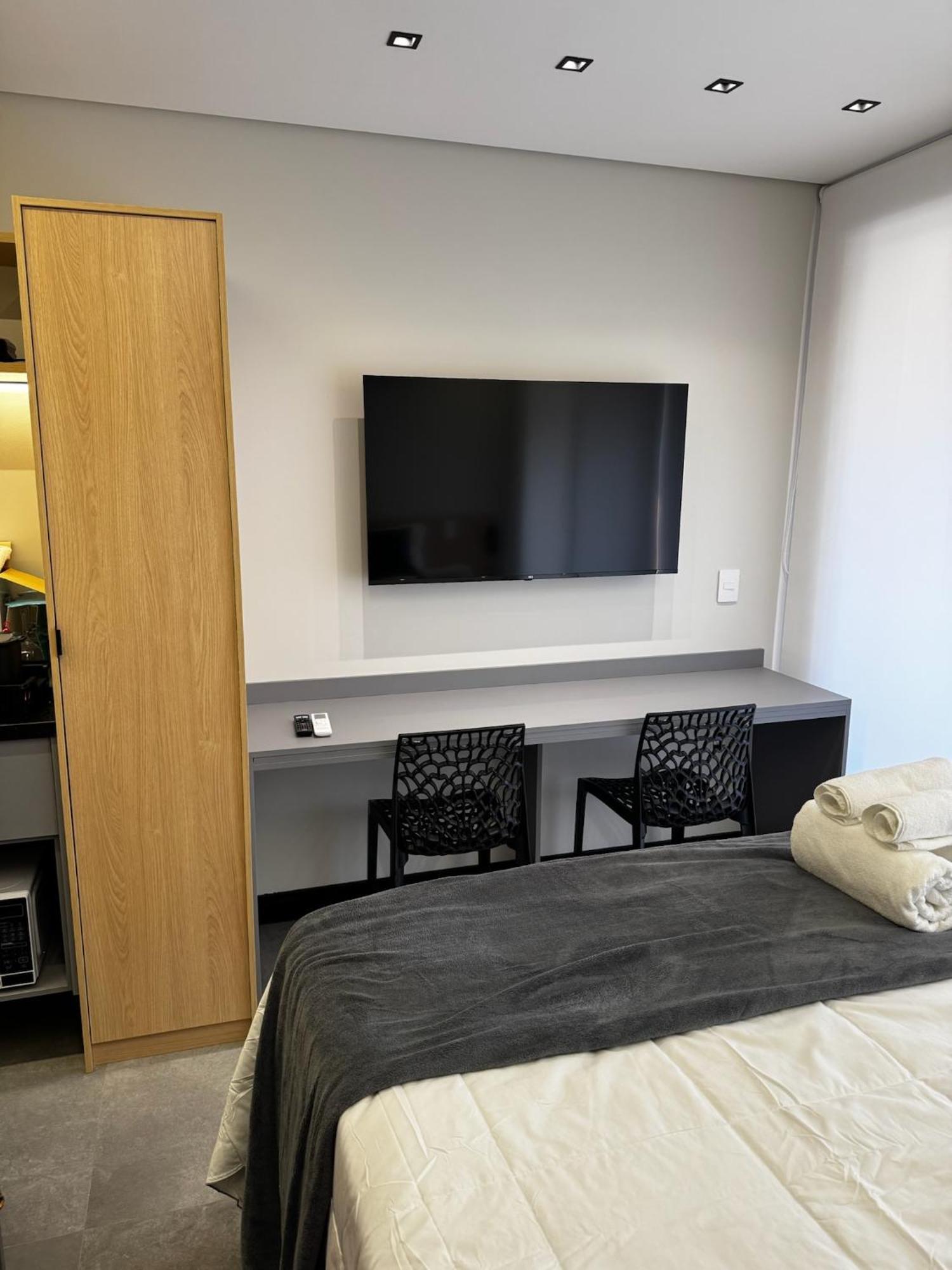 Af1002 Apartment *