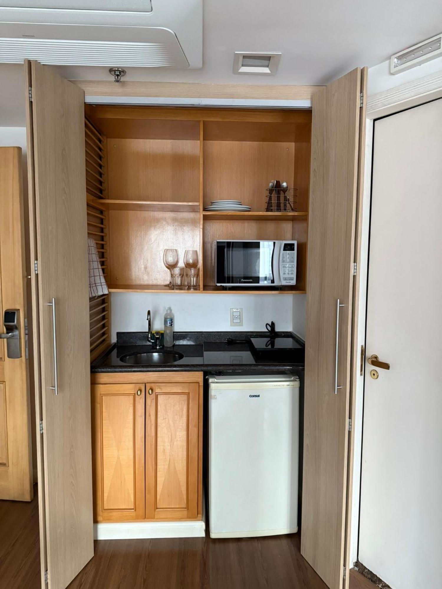 Hotel Dream Flat Pinheiros 4*