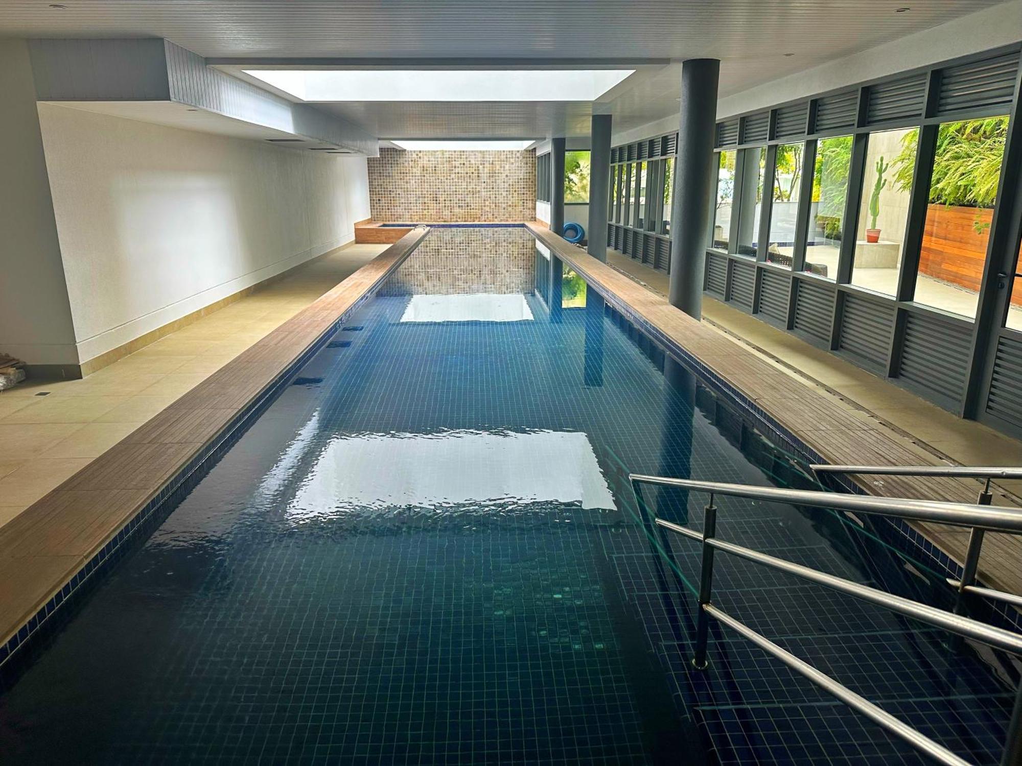 Metro Madalena, Vaga De Garagem, Piscina Climatizada *