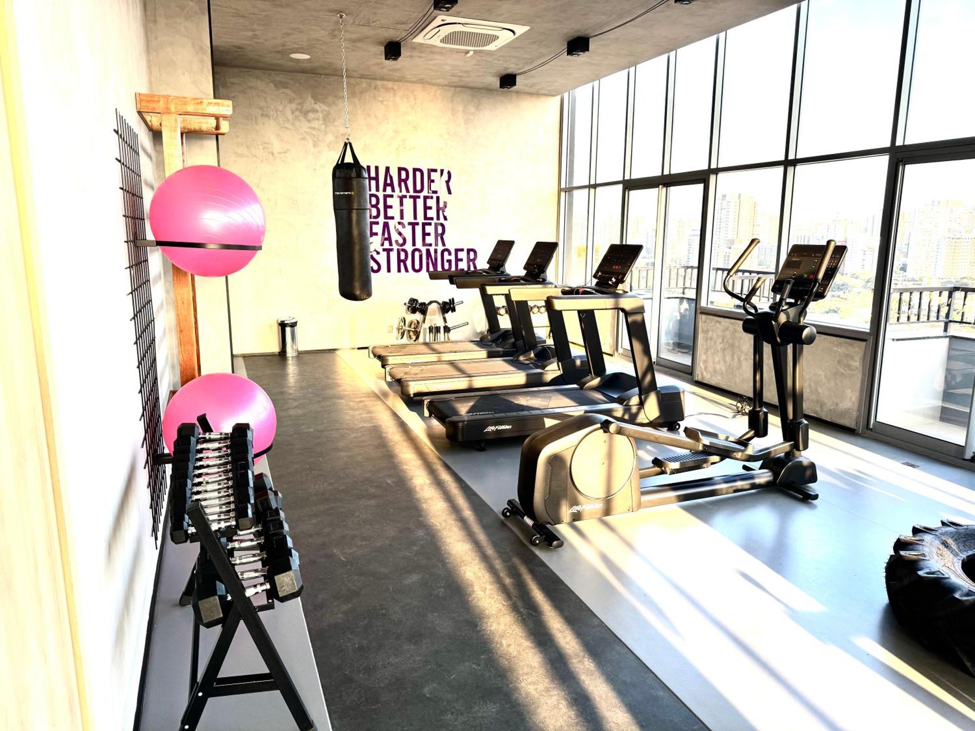 Novissimo Olimpia! Ar Wifi Academia Coworking Lavanderia Pet Place! 10 Min Congonhas!