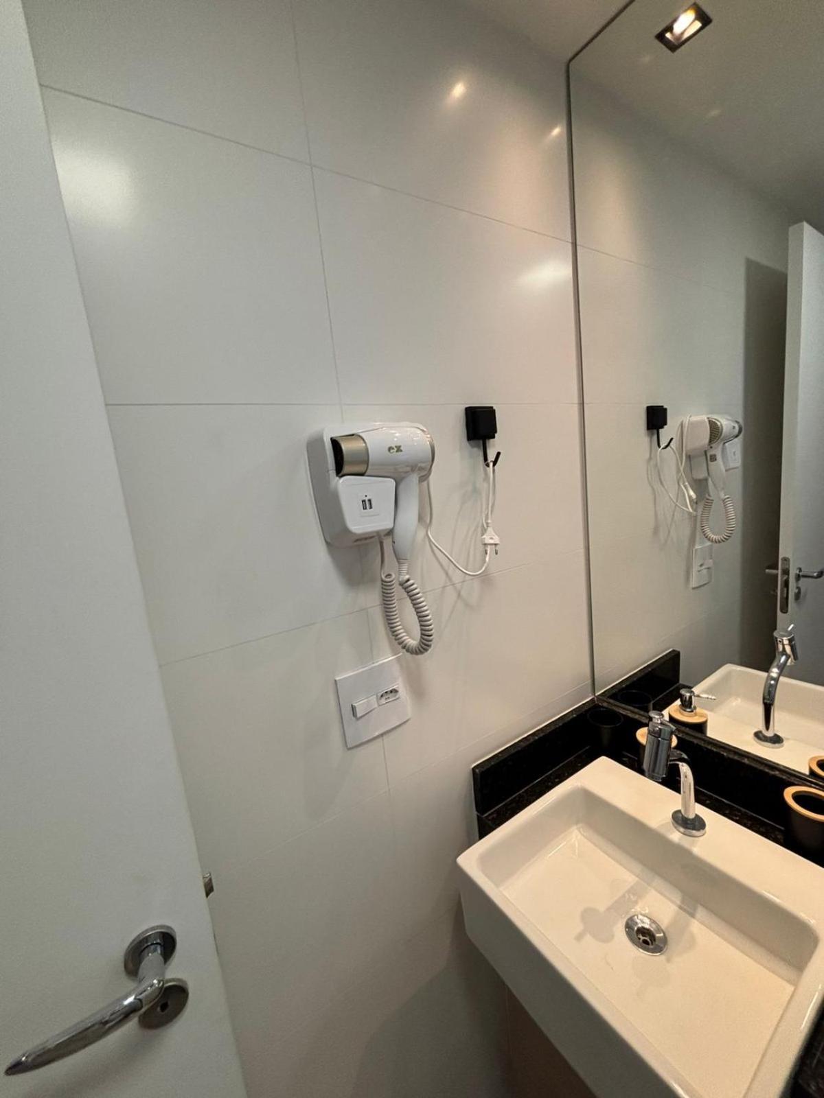 Apartamento Completo Em Frente Ao Allianz Parque Com 1 Vaga *