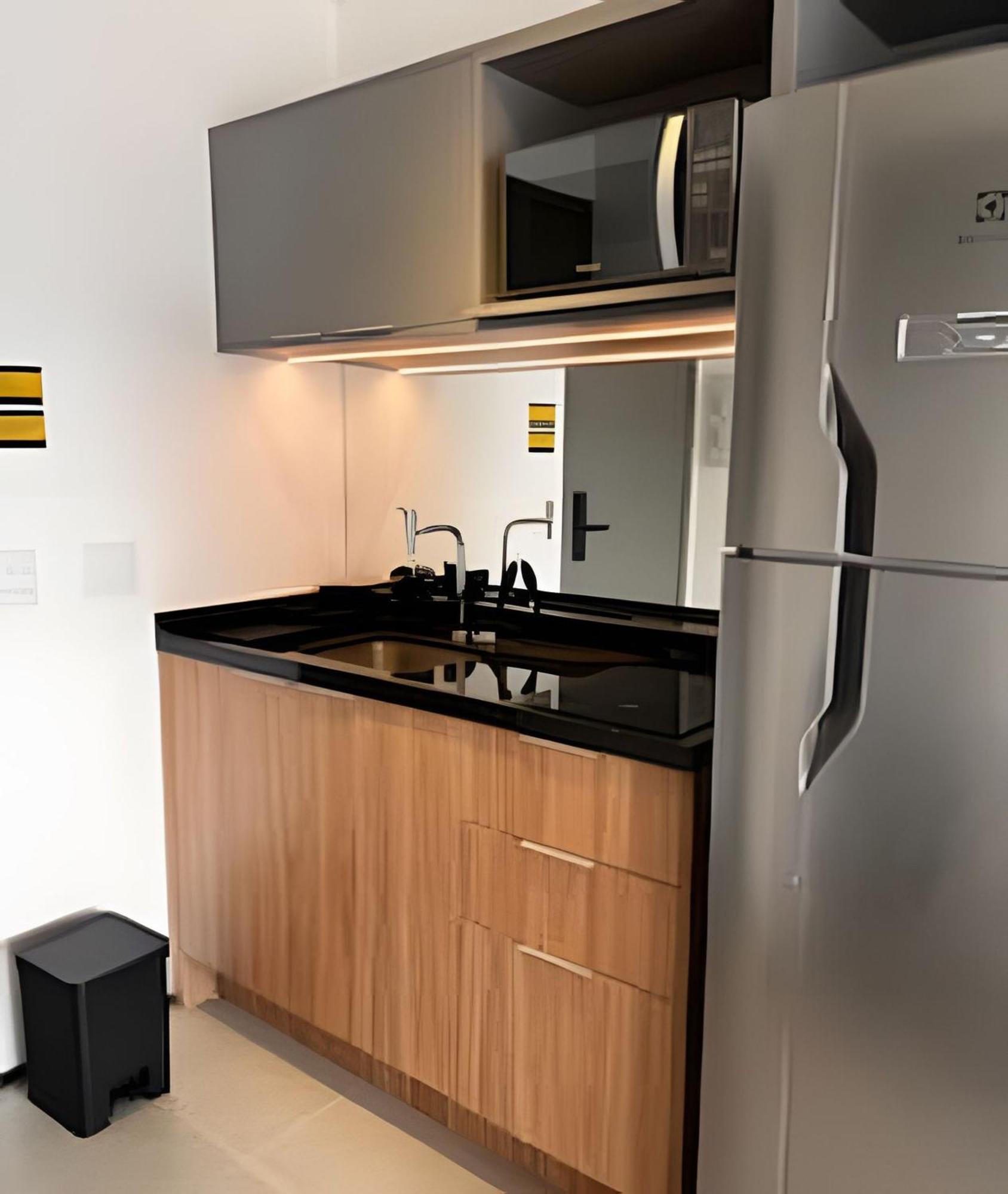 Ampliado Colado Ao Metro Paraiso E Av Paulista, Com Ar-condicionado E Lazer Completo Apartamento *