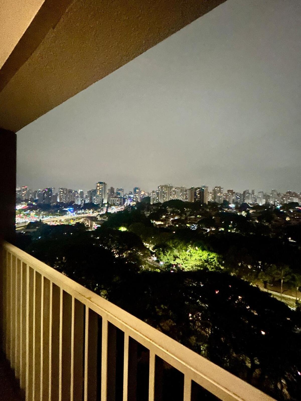Com Piscina E Vista Apartamento São Paulo